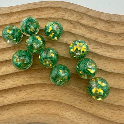 FS1320- 16mm Flower Flower Flash Chip Resin Beads