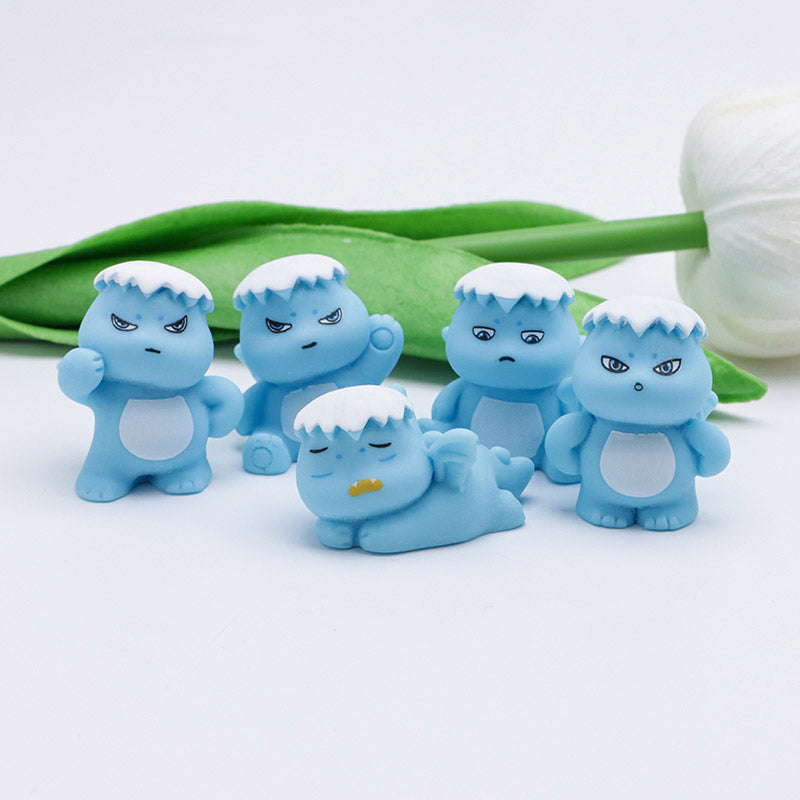 FS4887- Three - Dimensional Mini Snow - Topped Milk Dragon Pen Toppers