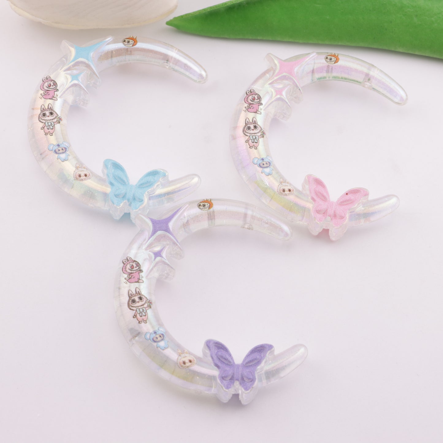 FS6268- Labubu Moon Acrylic Vertical Hole Beads