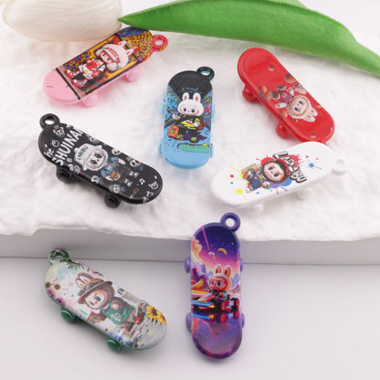 FS6287- Labubu Skateboard Pendant