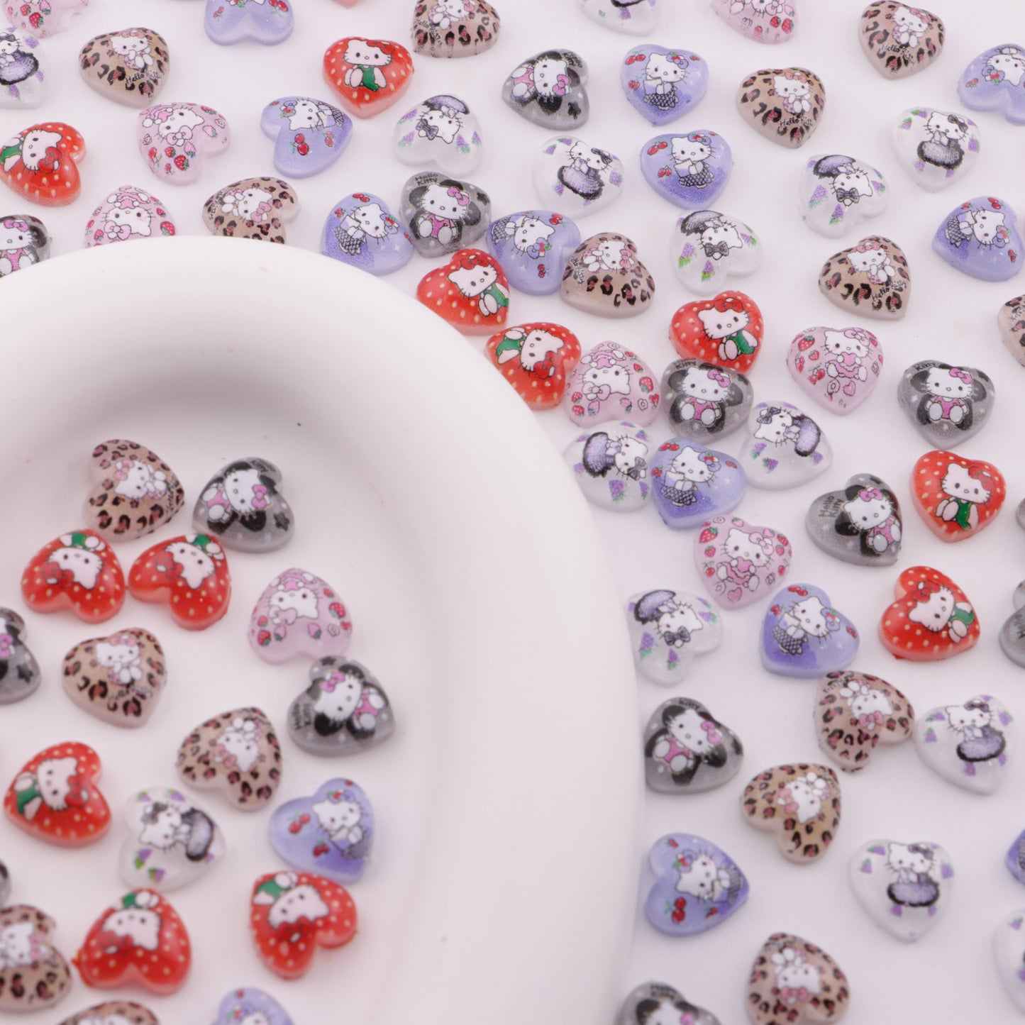 FS6285- 10mm Hk Heart Charms Heart-Shaped Kitty Patches