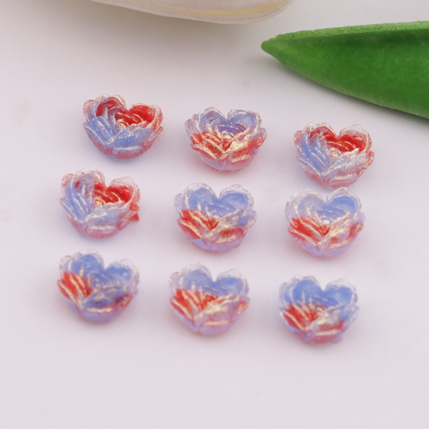 FS6300- About 9×10mm Luminous Heart Charms Glow-In-The-Dark Heart Embedded Flower Patches