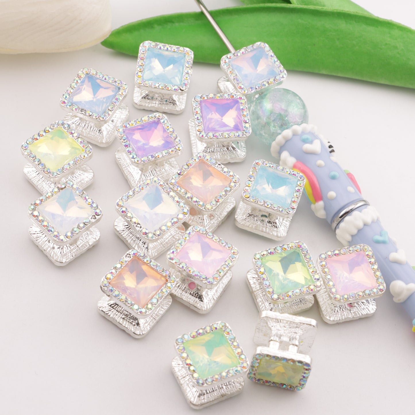 FS6332- Square Four-way Alloy Beads