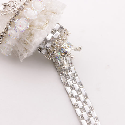 FS5564- 0.9 Cm Wide Glass Rhinestone Tape (3 Meters Long)