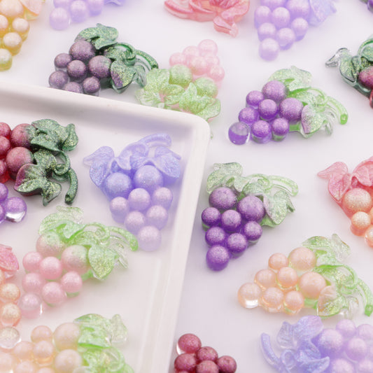 FS6384- 35×26Mm Luminous Grape Charms