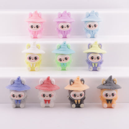FS6378- 43×32Mm Hat Flocking Labubu Beads