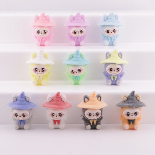 FS6378- 43×32Mm Hat Flocking Labubu Beads