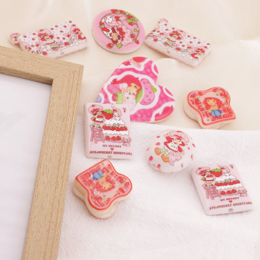 FS6401- Mixed Styles Of Strawberry Girl And Melody Beads And Patches