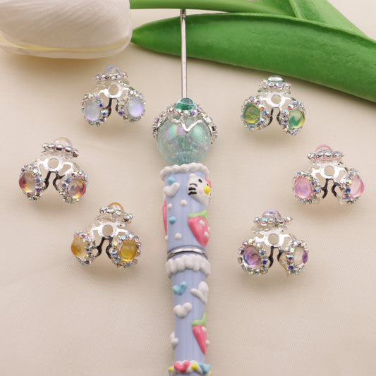 FS6507- Random Mixed Color 16×20mm Zircon Three-Petal Flower  Alloy Spacer (16×20mm ジルコン三弁花合金スペーサー)