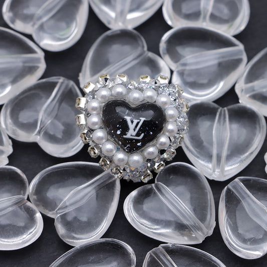 FS0625- 17Mm Clear Heart Based Beads, 8Mm Thick Arched Heart Bottom Beads