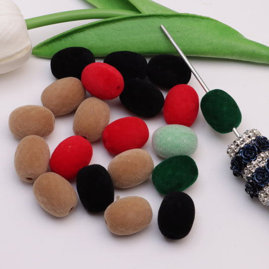 FS0052- 19mm Velvet Oval Beads