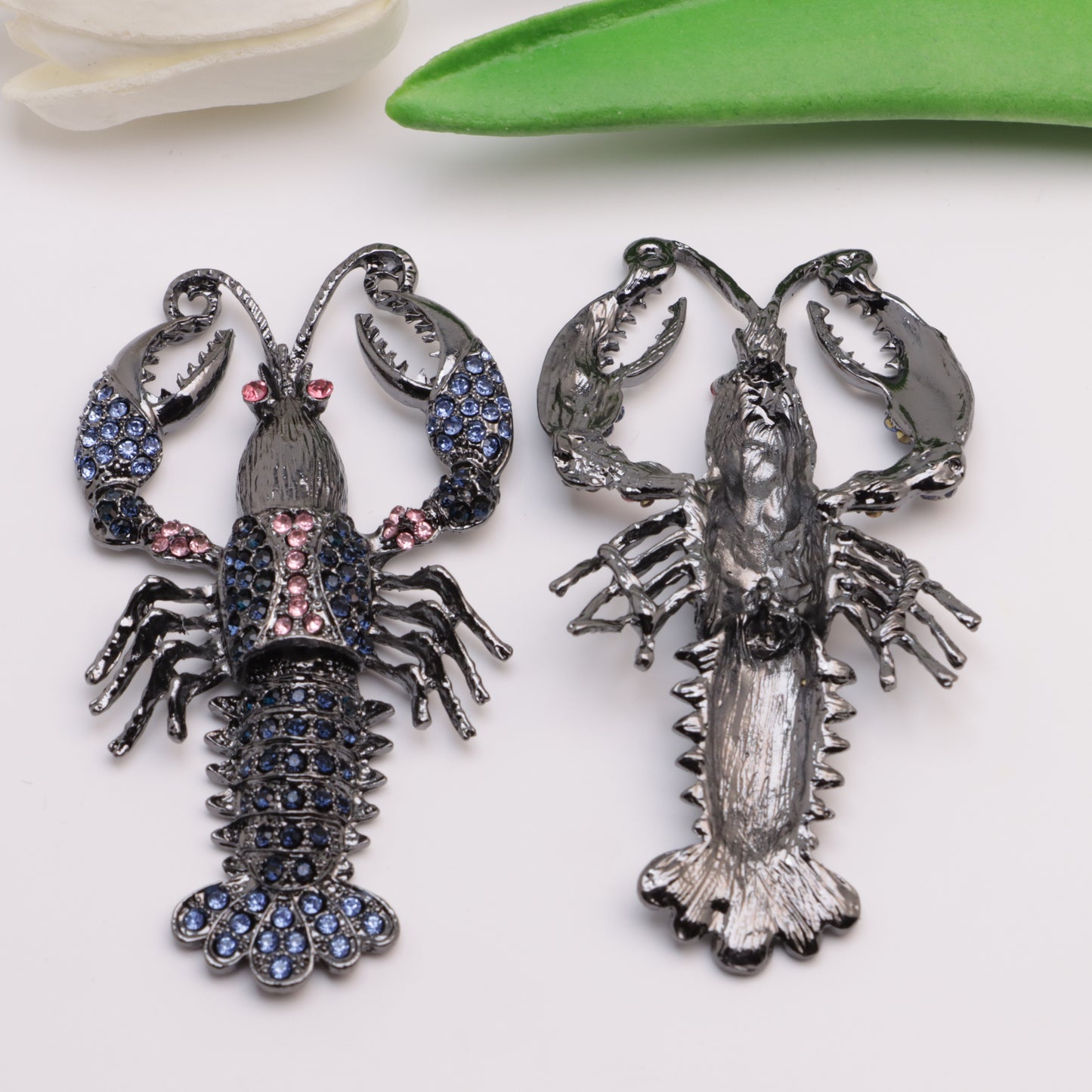 FS5242- Alloy Inlaid Diamond Big Lobster