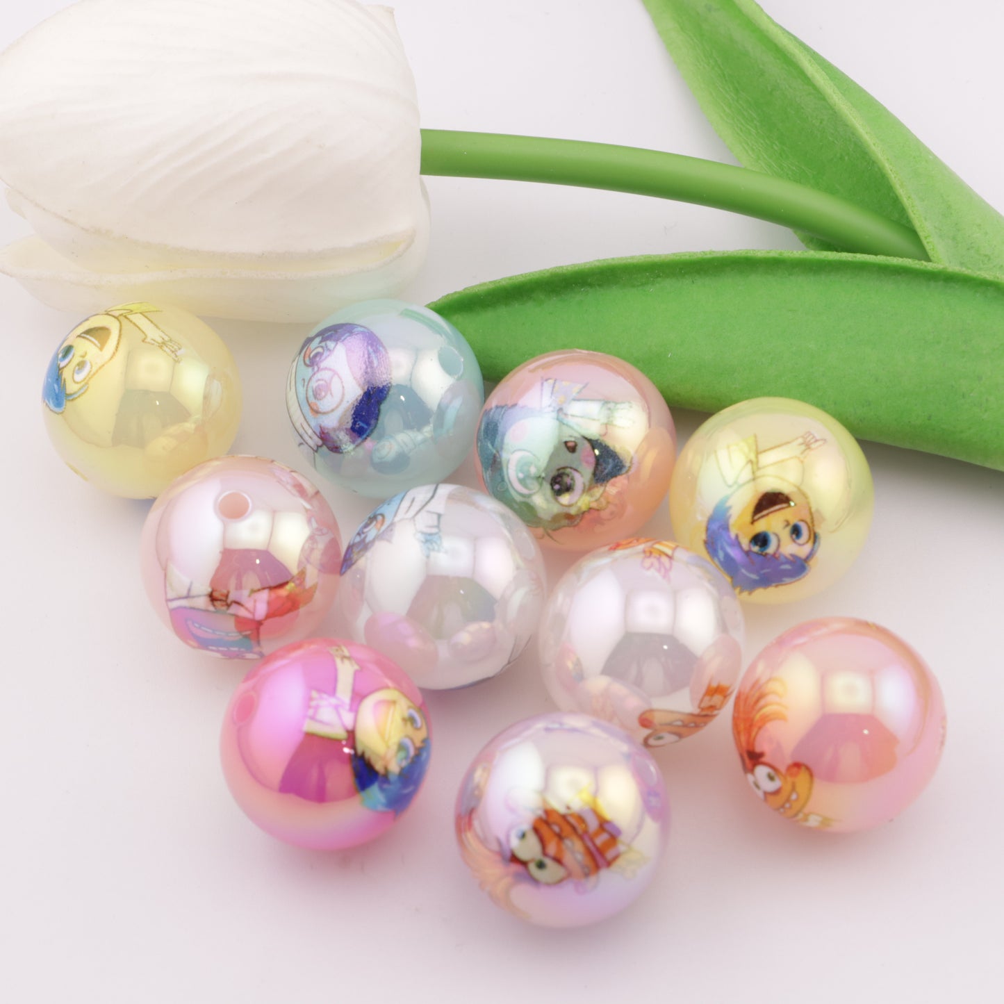 FS1191- 20mm Brainstorming Cartoon Print Beads