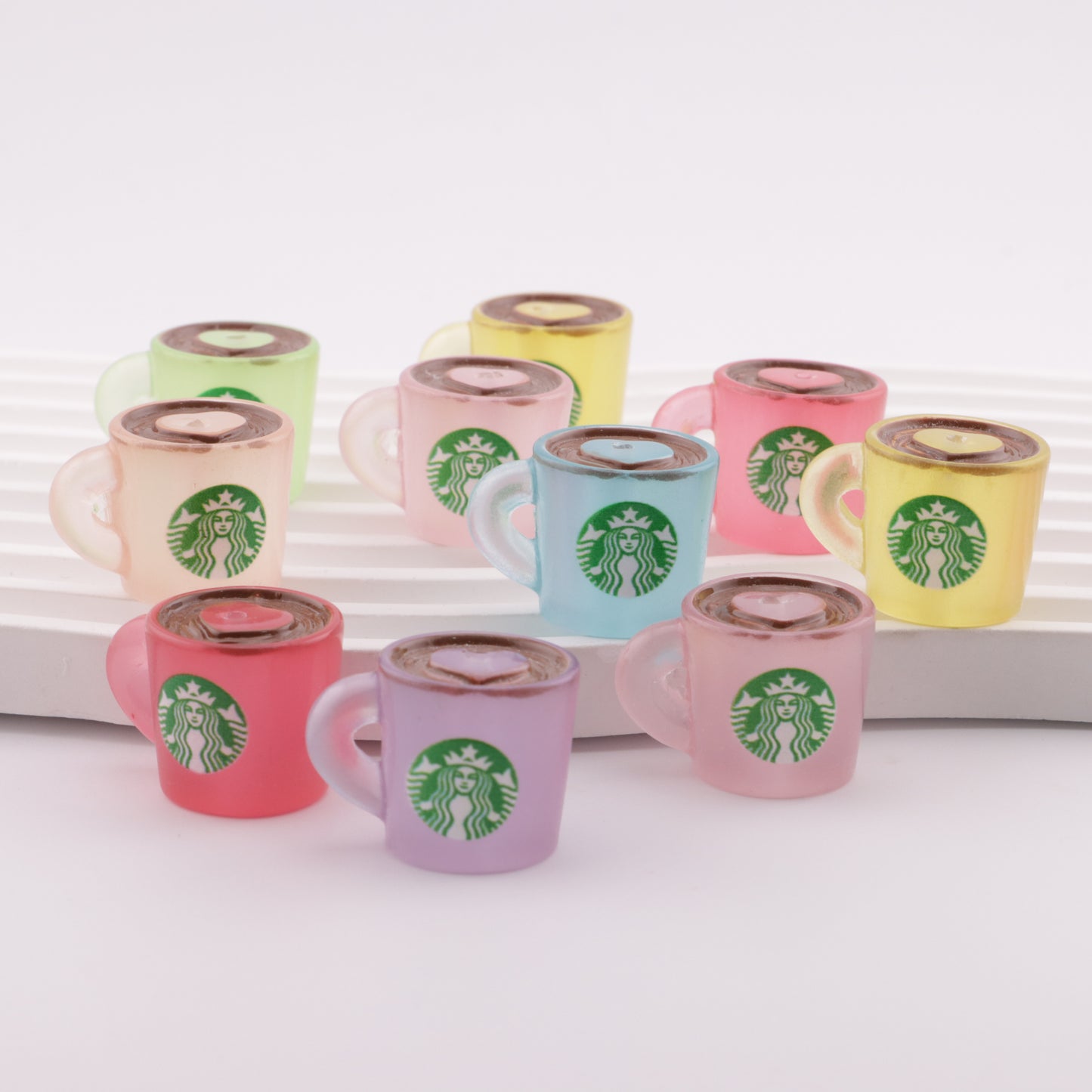 FS0568- 25mm Starbucks Beads