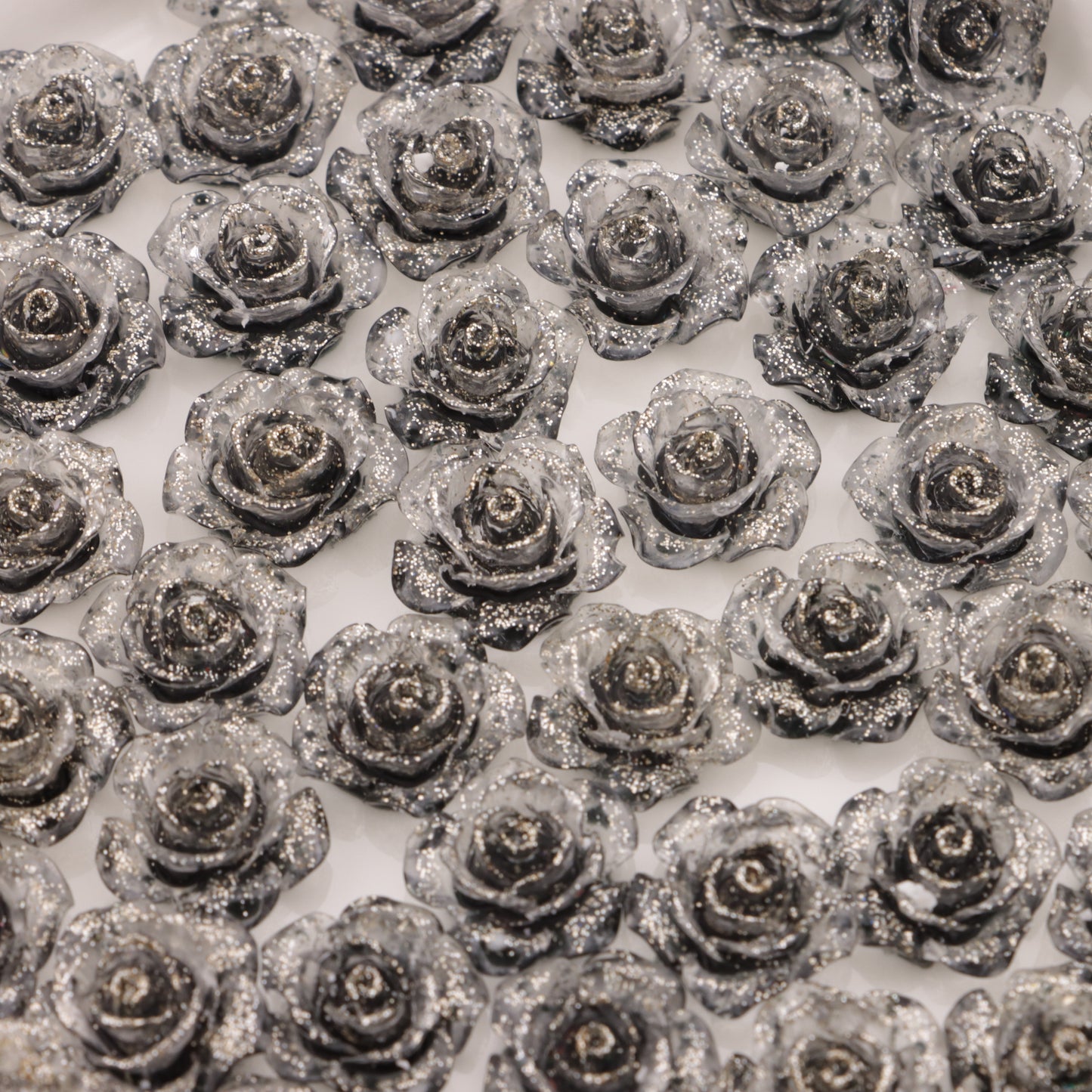 FS3686- 15mm Flower Charms Glitter Roses