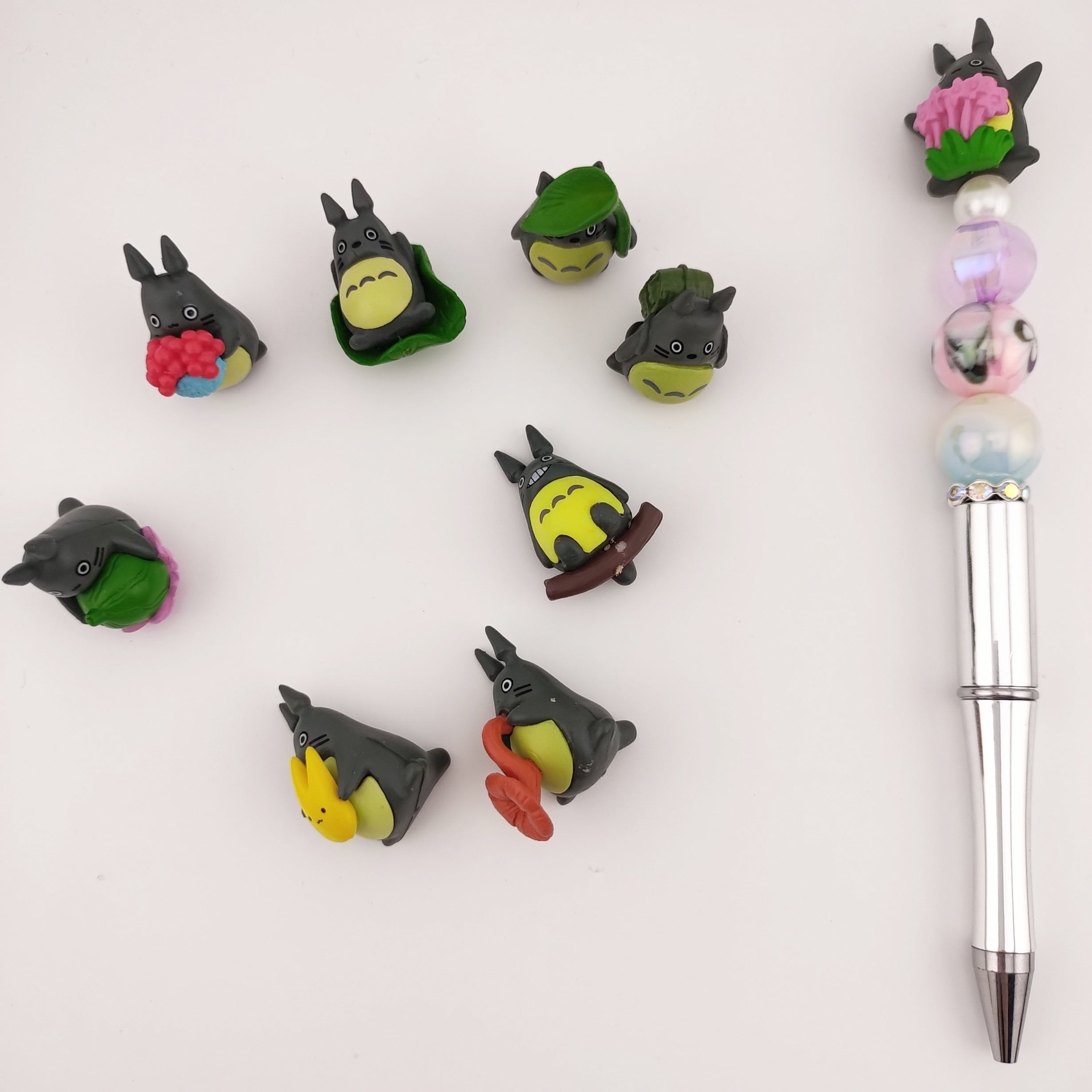 18MM Various Types Of Chinchillas Resin Pen Topper