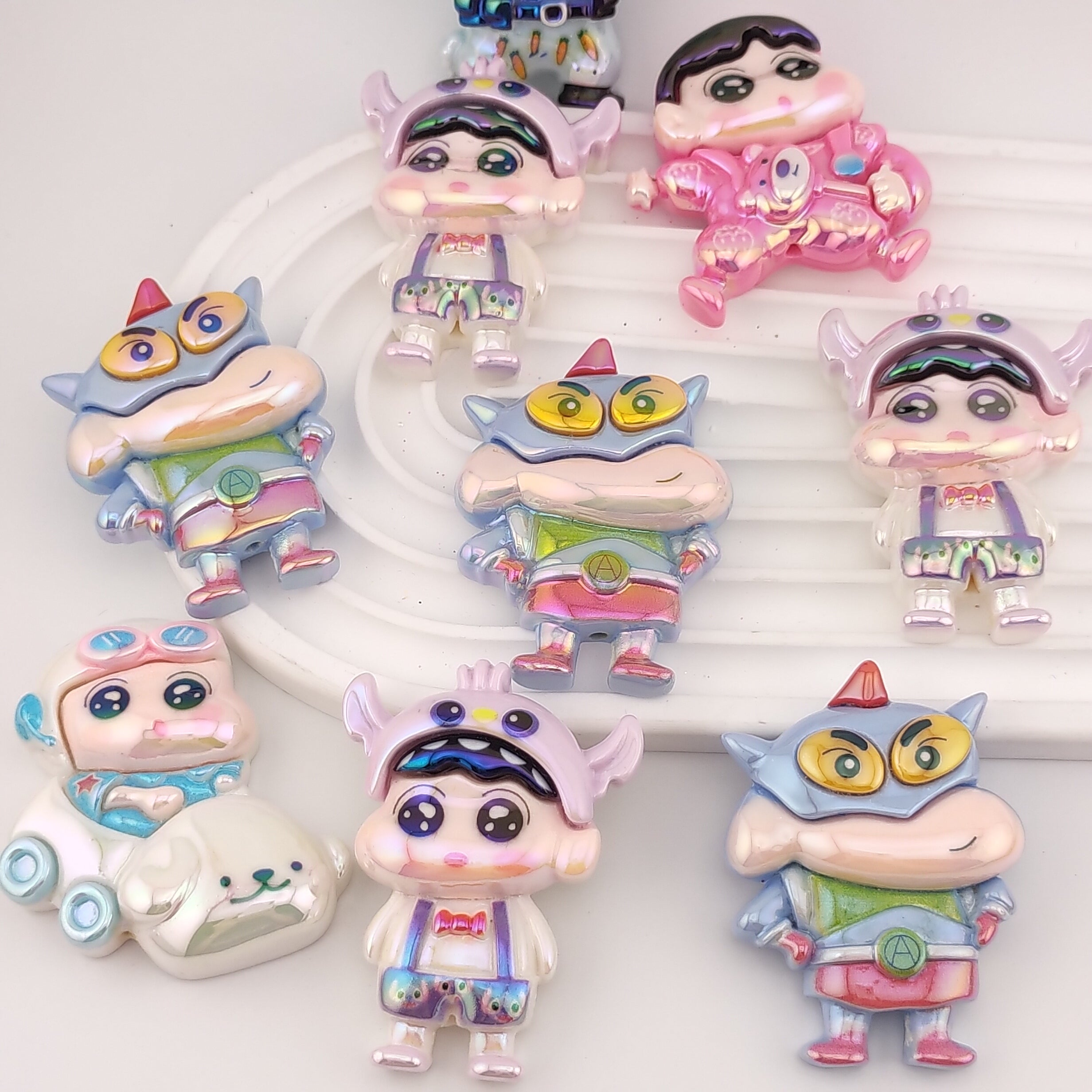 42MM Cartoon Humanoid Crayon Shin-chan Resin Beads Fit For Beadable Pens