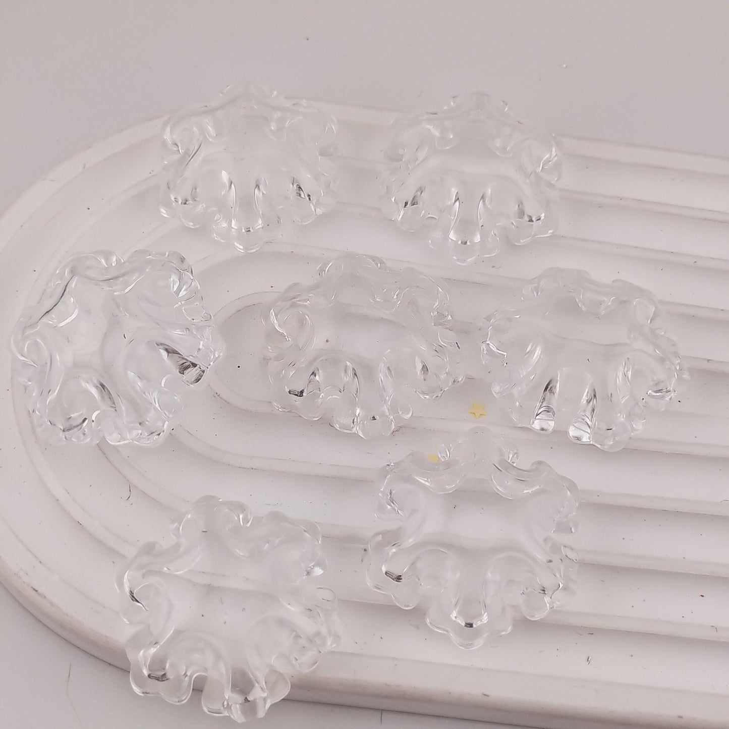 FS1204- 33mm Snow Shakes Snowflake Shaker