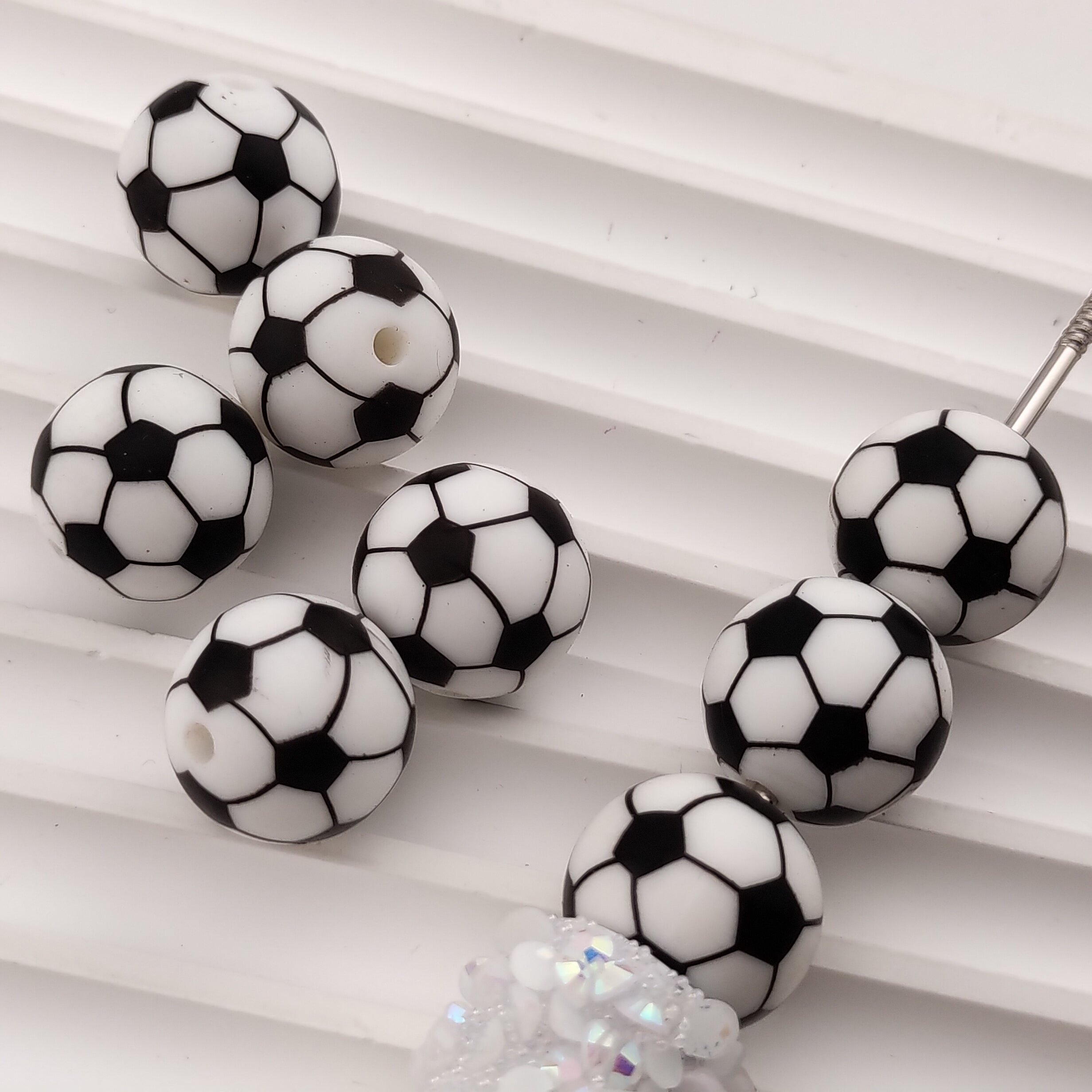 15MM Round Black&White Football Printed Silicone Beads Fit For Beadable Pens