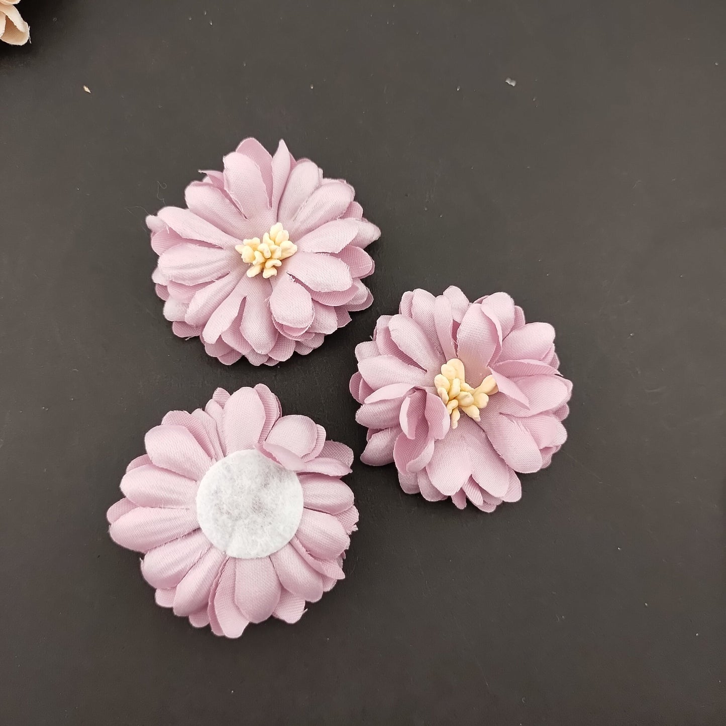 FS0944- 41MM - Three-Color Fabric Daisies