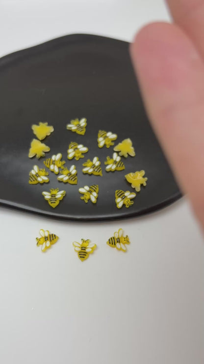 FS5408- 9.5*10Mm Small Bee Charms Small Bee Patches